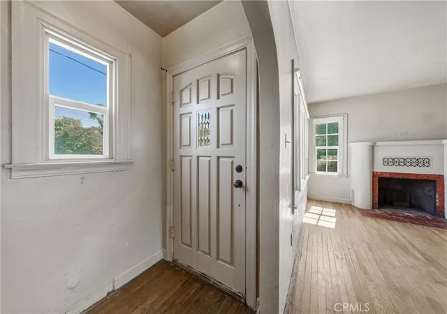 Photo 3 of Single family home for sale at 295 Clearlake Ave, Lakeport, CA 95453 | MLS# LC26148484 | Listing updated on 2026-09-29