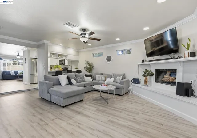 Photo 3 of Single family home for sale at 15940 Warfield Rd, Lathrop, CA 95330 | MLS# 41141121 | Listing updated on 2026-09-10