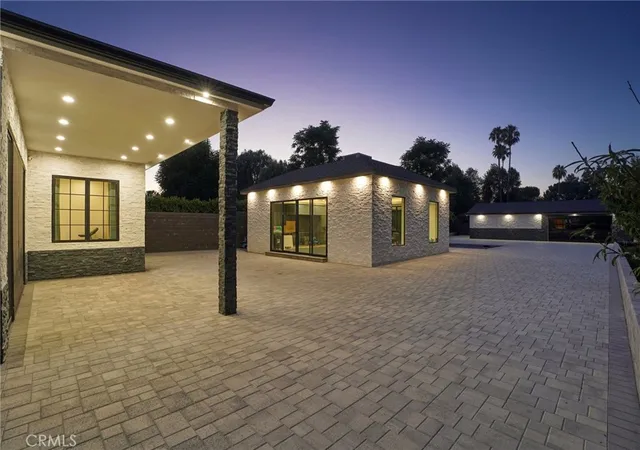 4th image of 17363 Chase St, Northridge, CA 91325 | MLS# SR26138627