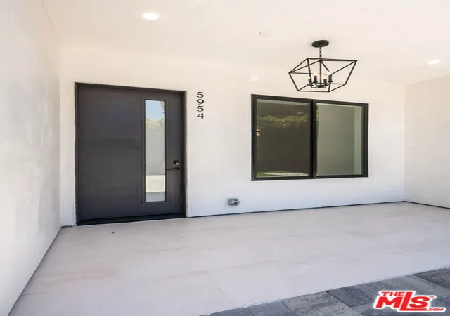 Photo 3 of Sale Pending at 5954 Simpson Ave, Valley Village, CA 91607 | MLS# 26857551 | Listing updated on 2026-09-25