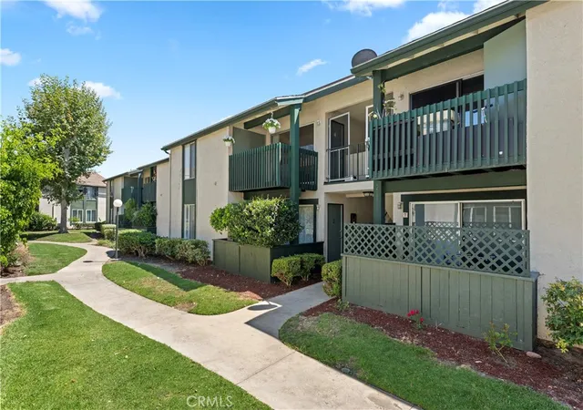 Photo 1 of Condo for sale at 23282 Orange Ave #6, Lake Forest, CA 92630 | MLS# OC26147284 | Listing updated on 2026-09-10