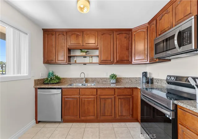 Photo 2 of Condo for sale at 23282 Orange Ave #6, Lake Forest, CA 92630 | MLS# OC26147284 | Listing updated on 2026-09-10