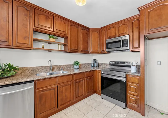 Photo 3 of Condo for sale at 23282 Orange Ave #6, Lake Forest, CA 92630 | MLS# OC26147284 | Listing updated on 2026-09-10