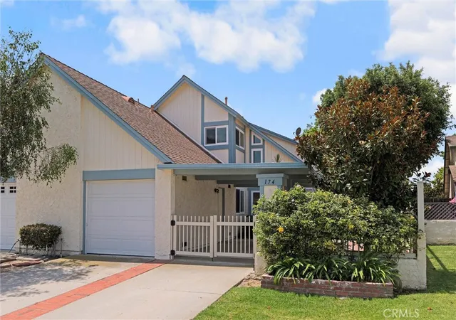 2nd image of 174 Spanish Moss Pl, Camarillo, CA 93010 | MLS# PW26148706
