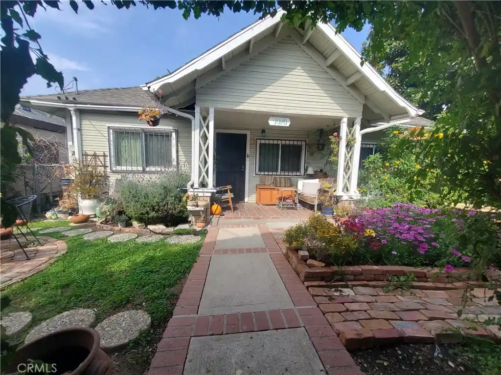 Photo 1 of Sale Pending at 1473 Allison, Los Angeles, CA 90026 | MLS# PW26150321 | Listing updated on 2026-10-21