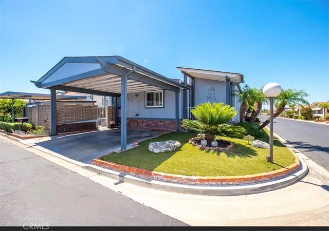 Photo 3 of Manufactured home for sale at 1362 Silver Lake Pl, Brea, CA 92821 | MLS# CV26150329 | Listing updated on 2026-09-30