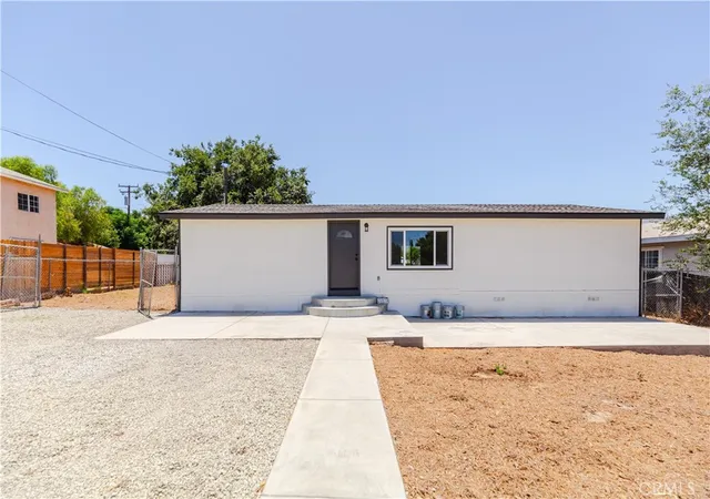 Photo 2 of Single family home for sale at 21225 Victorian, Wildomar, CA 92595 | MLS# IV26150253 | Listing updated on 2026-09-10