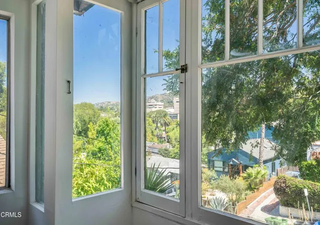 Photo 3 of Sale Pending at 4012 Clayton Ave W, Los Angeles, CA 90027 | MLS# P1-27947 | Listing updated on 2026-08-04