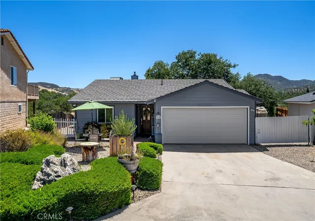 Homes for sale in Paso Robles, CA | 1958 Green Brook Ln, Paso Robles, CA 93446 | MLS# SC26149479
