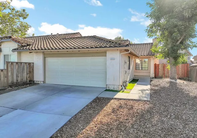 Homes for sale in Antioch, CA | 2312 Willow Ave, Antioch, CA 94509 | MLS# 41141152