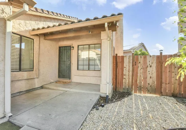 Homes for sale in Antioch, CA | 2312 Willow Ave, Antioch, CA 94509 | MLS# 41141152