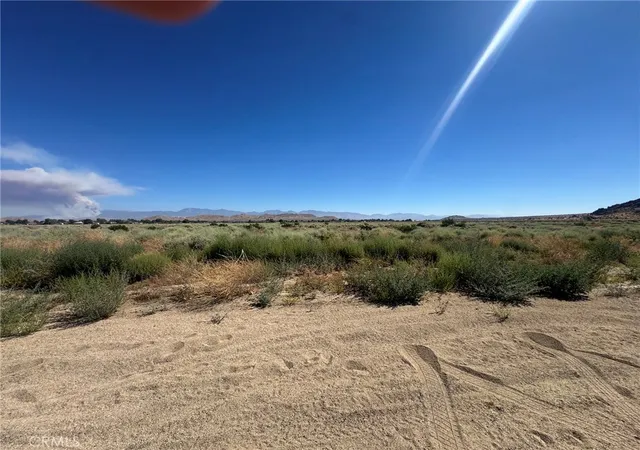 1st image of 154 Ste, Lake Los Angeles, CA 93535 | MLS# SR26150444