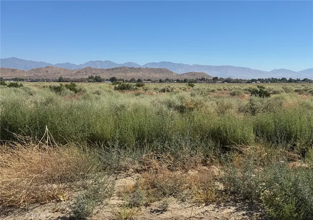 2nd image of 154 Ste, Lake Los Angeles, CA 93535 | MLS# SR26150444