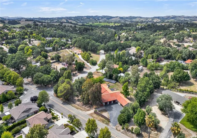 Homes for sale in Templeton, CA | 870 Peterson Ranch, Templeton, CA 93465 | MLS# NS26103313