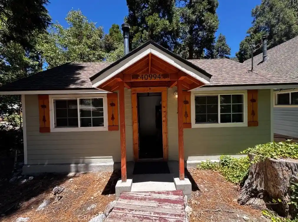 Single family home for sale at 40994 Spruce, Forest Falls, CA 92339 | MLS# IG26150465
