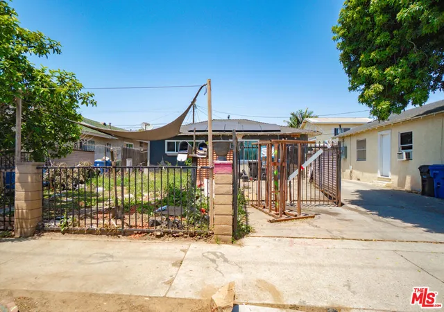 3rd image of 1319 E Colon St, Wilmington, CA 90744 | MLS# 26838603