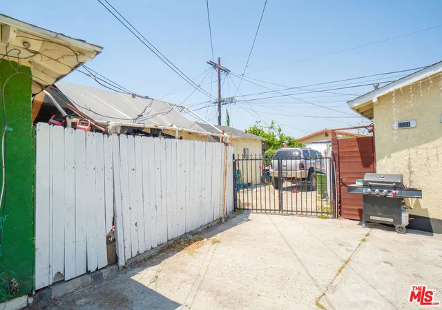 5th image of 1319 E Colon St, Wilmington, CA 90744 | MLS# 26838603