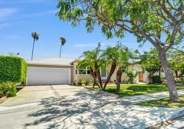 Photo 1 of Single family home for sale at 5072 Gardenia, Long Beach, CA 90807 | MLS# PW26149535 | Listing updated on 2026-09-19