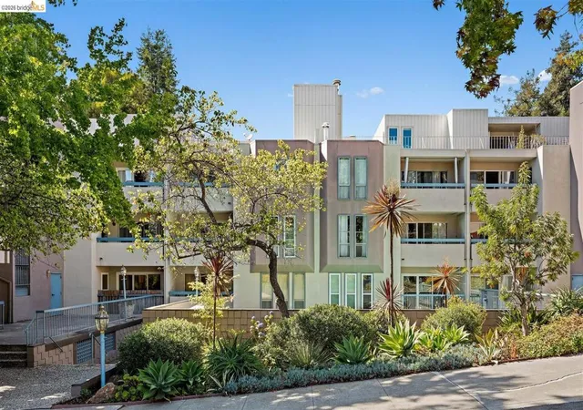 Photo 3 of Condo for sale at 385 Jayne Ave #105, Oakland, CA 94610 | MLS# 41141173 | Listing updated on 2026-09-07