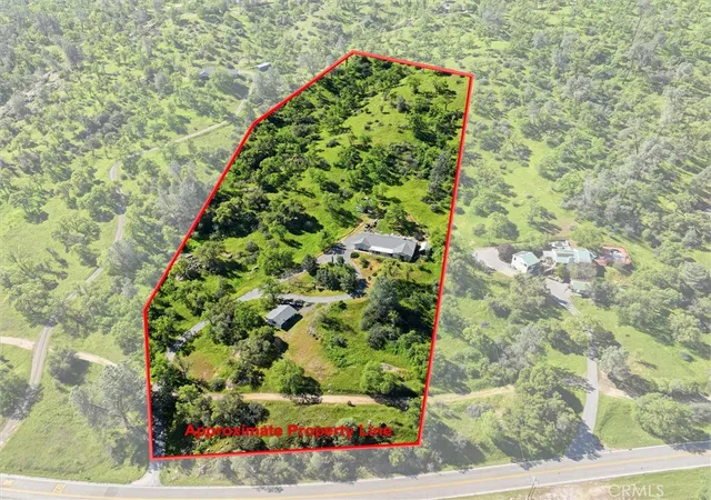 4th image of 31749 Road 400, Coarsegold, CA 93614 | MLS# FR26150530
