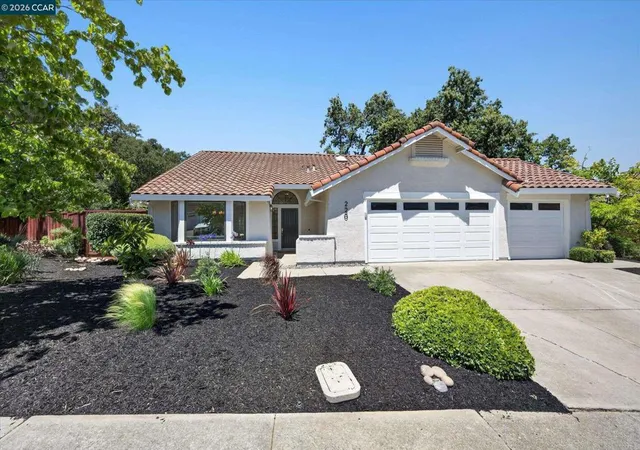 Homes for sale in Pleasant Hill, CA | 220 Briaridge Ct, Pleasant Hill, CA 94523 | MLS# 41141175