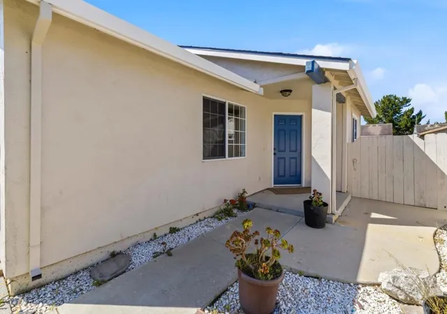 Homes for sale in Castroville, CA | 9527 Viva Ln, Castroville, CA 95012 | MLS# ML82053804