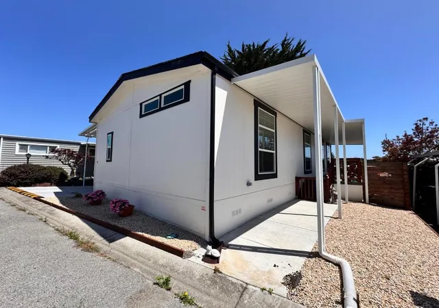 Homes for sale in Half Moon Bay, CA | 41 Oceanview Ave #41, Half Moon Bay, CA 94019 | MLS# ML82053811
