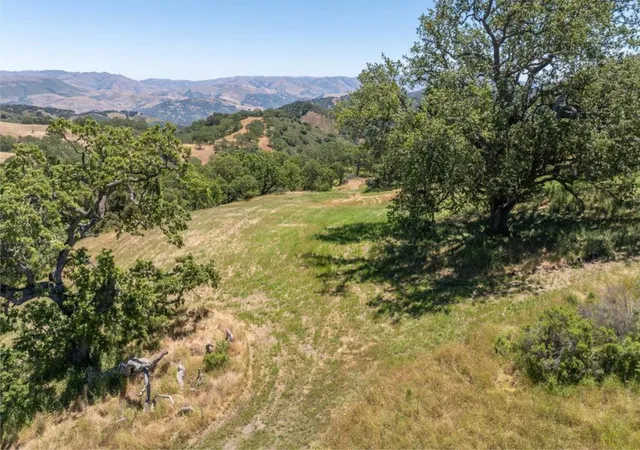 3rd image of 5 Black Mountain (Lot 247) Trl, Carmel, CA 93923 | MLS# ML82053815