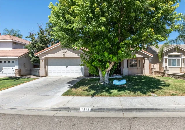 Photo 3 of Sale Pending at 1814 Rosemont, San Jacinto, CA 92583 | MLS# SW26146689 | Listing updated on 2026-10-05