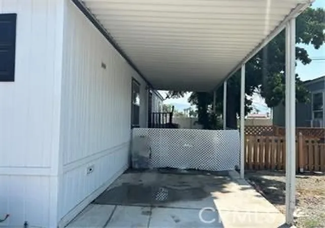 Photo 3 of Manufactured home for sale at 220 Elk St #149, Hemet, CA 92543 | MLS# SW26149593 | Listing updated on 2026-07-10