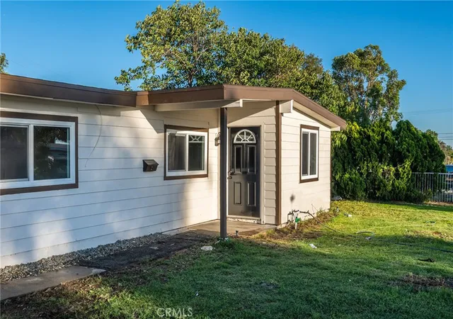 3rd image of 2934 Sumner Ave, Pomona, CA 91767 | MLS# IV26150679