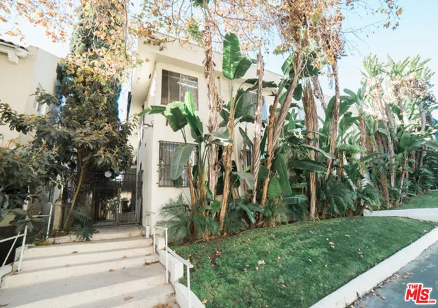 Photo 2 of Multi family home for sale at 127 S St Andrews Pl, Los Angeles, CA 90004 | MLS# 26858349 | Listing updated on 2026-09-29