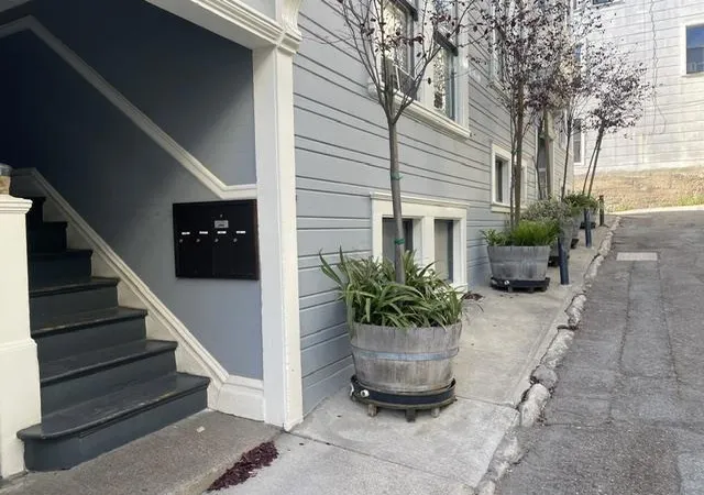 Homes for sale in San Francisco, CA | 25 Medau Pl #25, San Francisco, CA 94133 | MLS# ML82053831