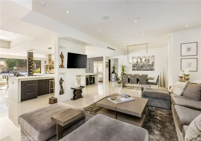 5th image of 207 Saddlebow Rd, Bell Canyon, CA 91307 | MLS# SR26150140