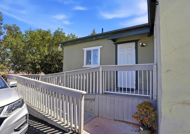 2nd image of 2335 37 S Camino Del Rio, San Diego, CA 92108 | MLS# 260016896SD