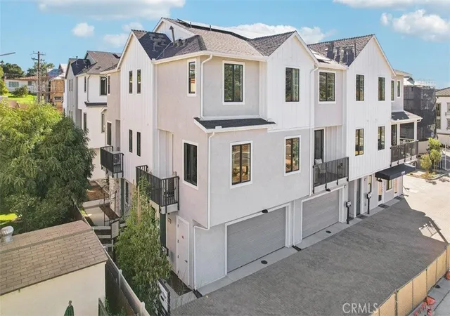 1st image of 2346 Red Coral Glen, Escondido, CA 92025 | MLS# SW26149756