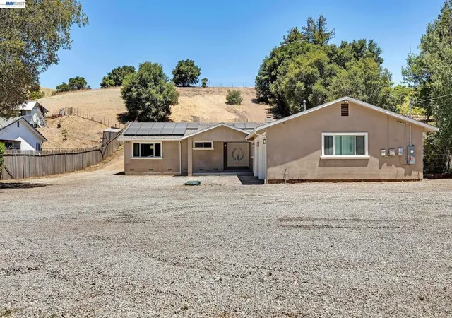 Homes for sale in Castro Valley, CA | 6344 Paloverde Rd, Castro Valley, CA 94552 | MLS# 41141229