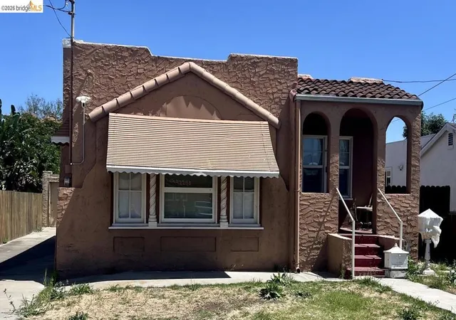 Homes for sale in Pittsburg, CA | 478 W 11th St, Pittsburg, CA 94565 | MLS# 41141233