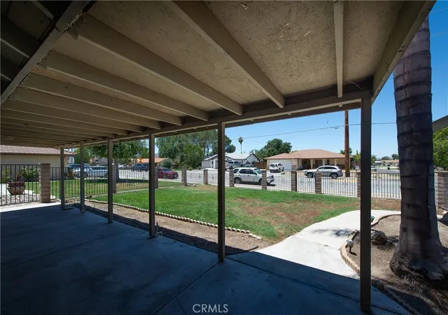 Photo 3 of Sale Pending at 26158 Hemet St, Hemet, CA 92544 | MLS# IG26147853 | Listing updated on 2026-09-29