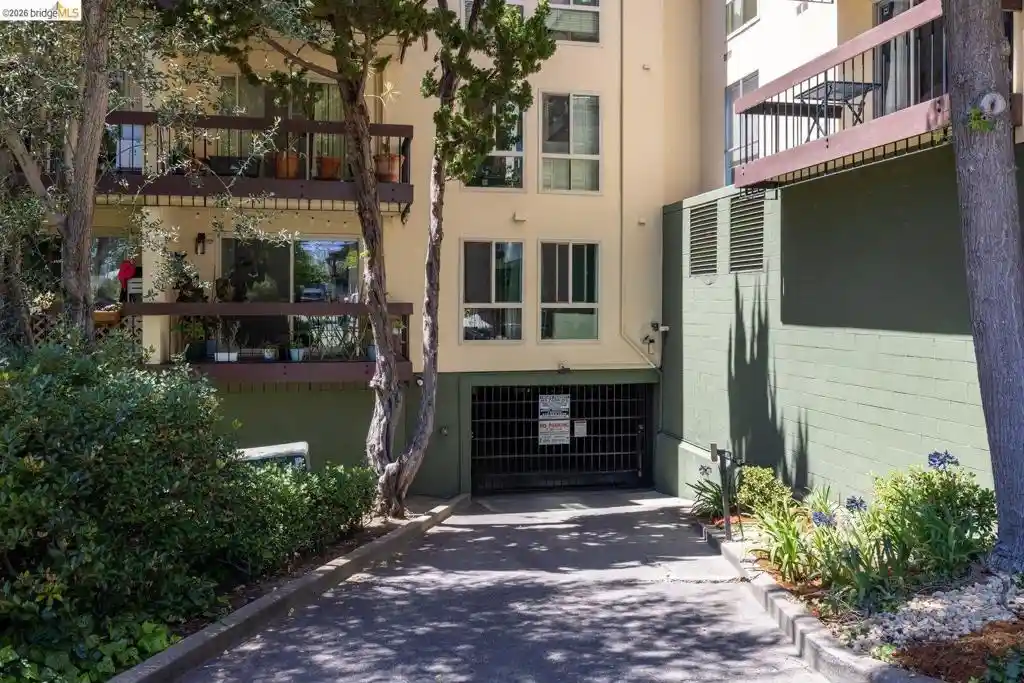 Listing Photo 29 - Condo for sale in 551 Jean St located at 551 Jean St, Oakland, CA 94610 - Unit #309