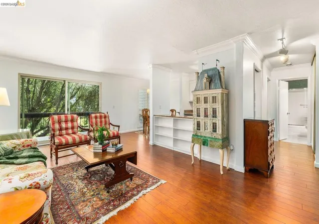 Photo 2 of Condo for sale at 551 Jean St #309, Oakland, CA 94610 | MLS# 41141236 | Listing updated on 2026-10-05