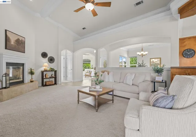 Photo 1 of Single family home for sale at 2110 Cadjew St, Redding, CA 96003 | MLS# 41141250 | Listing updated on 2026-09-30