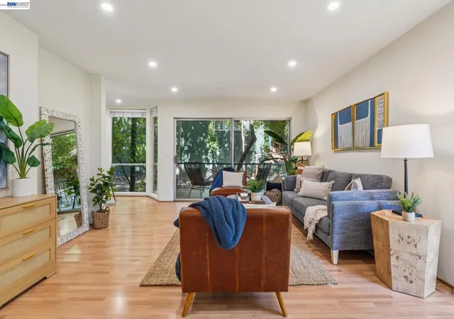 3rd image of 2700 Le Conte Ave, Berkeley, CA 94709