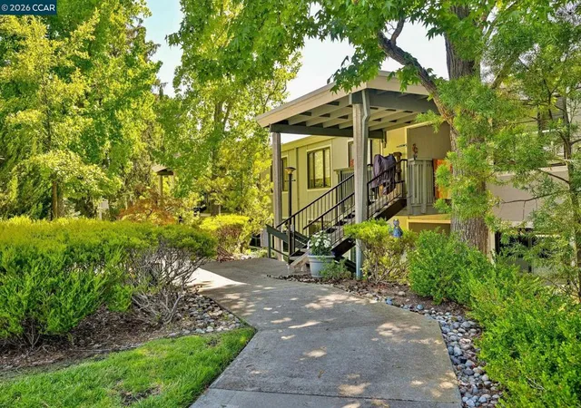 Photo 1 of Sale Pending at 3033 Golden Rain Rd #6, Walnut Creek, CA 94595 | MLS# 41141251 | Listing updated on 2026-09-12