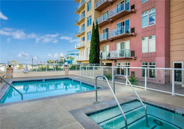 Homes for sale in Long Beach, CA | 388 E Ocean Boulevard, Long Beach, CA 90802 | Houzeo