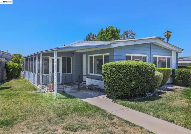 Homes for sale in Concord, CA | 1029 Peralta, Concord, CA 94520 | MLS# 41141261