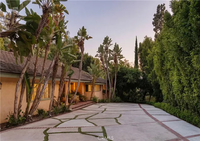 Homes for sale in Beverly Hills, CA | 1138 Coldwater Canyon Dr, Beverly Hills, CA 90210 | MLS# SR26150078