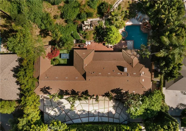 Homes for sale in Beverly Hills, CA | 1138 Coldwater Canyon Dr, Beverly Hills, CA 90210 | MLS# SR26150078
