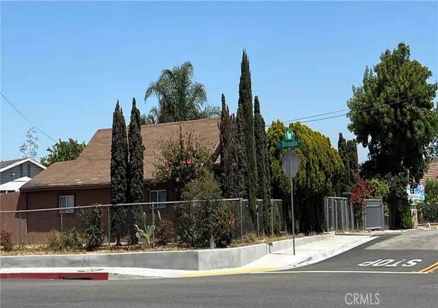 Homes for sale in Bloomington, CA | 10001 Vine St, Bloomington, CA 92316 | MLS# IV26144959