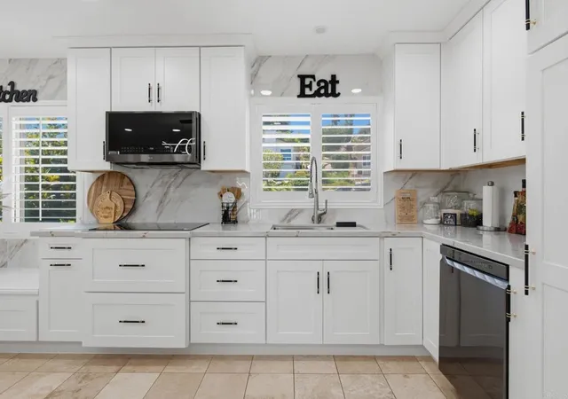 5th image of 10629 Meadow Glen Way E, Escondido, CA 92026 | MLS# NDP2606619